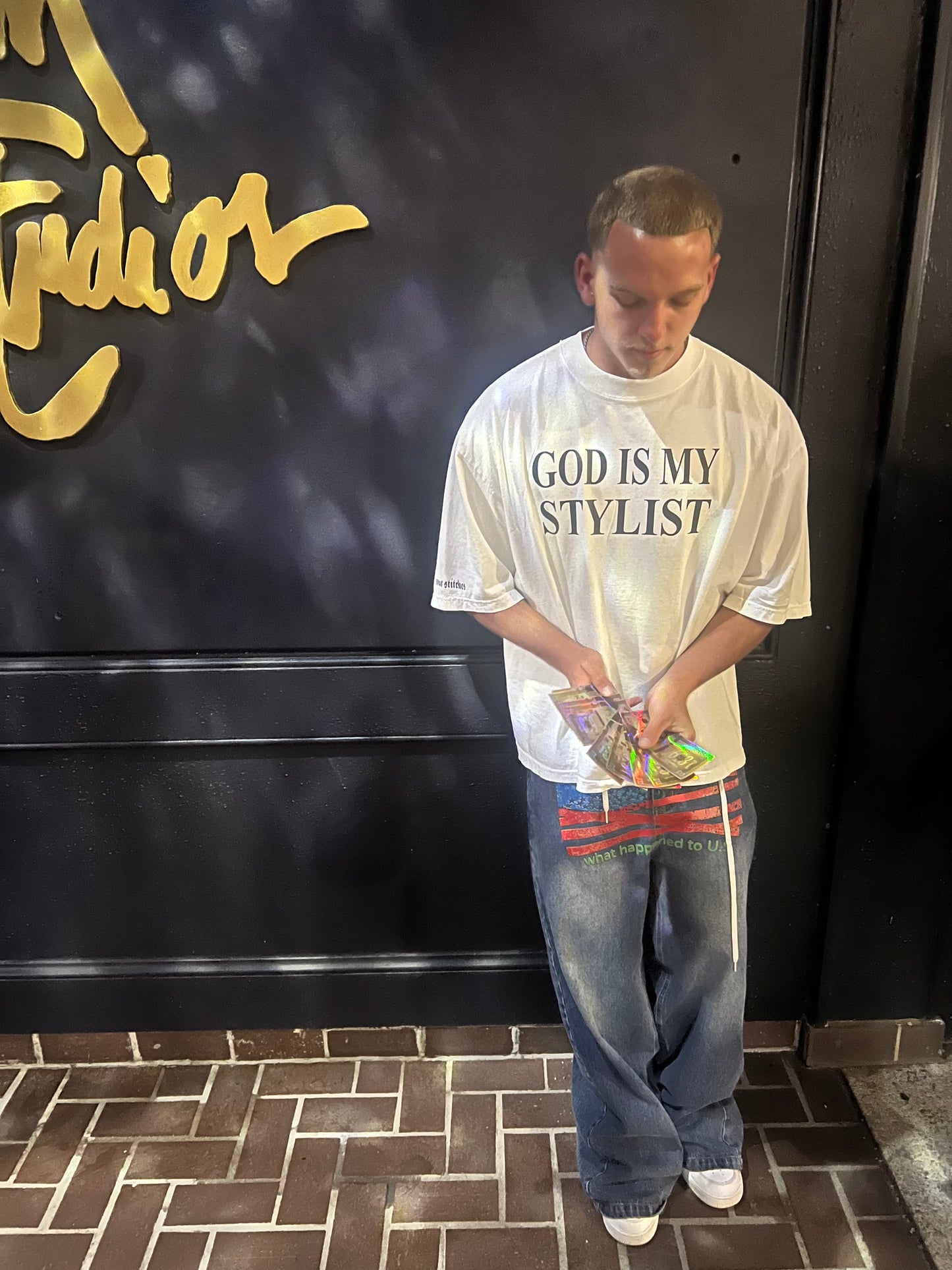 "STYLIST" tee